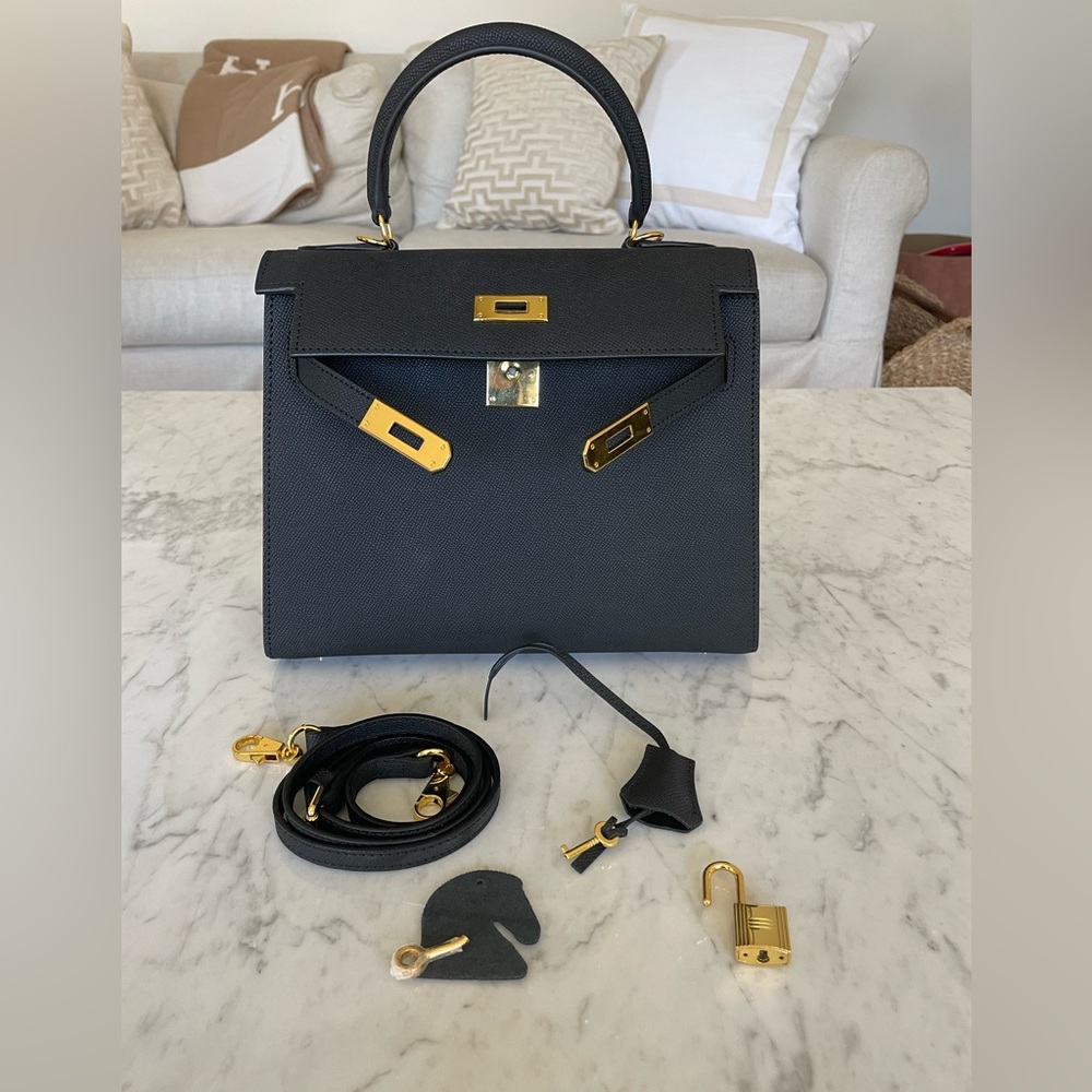 Black leather Hermes Kelly 28 handbag crossbody look a like in, NWOT , damage